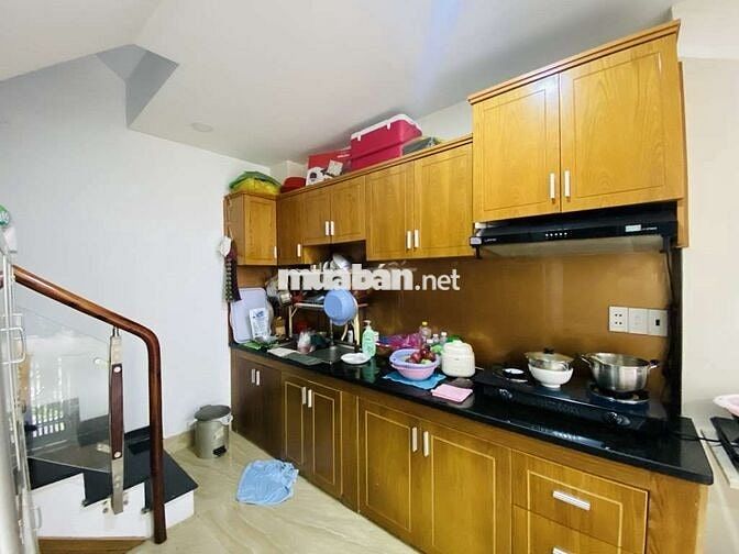 NHÀ MỚI ĐẸP, HẺM XE HƠI, 5 TẦNG, KHU VIP NHÀ CAO TẦNG , 3 PHÒNG NGỦ, S