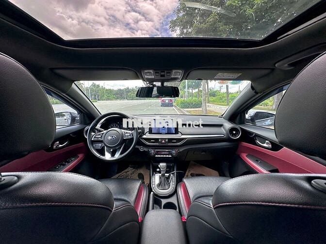 Kia Cerato 2021 2.0 AT Premium - 15000 km