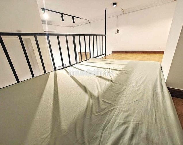 Bancol, view sông, full nội thất, ở được 3ng 3xe, siêu thoáng mát