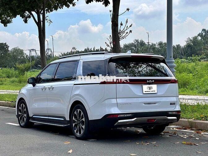 Kia Carnival 2024 2.2D Signature  - 26000 km