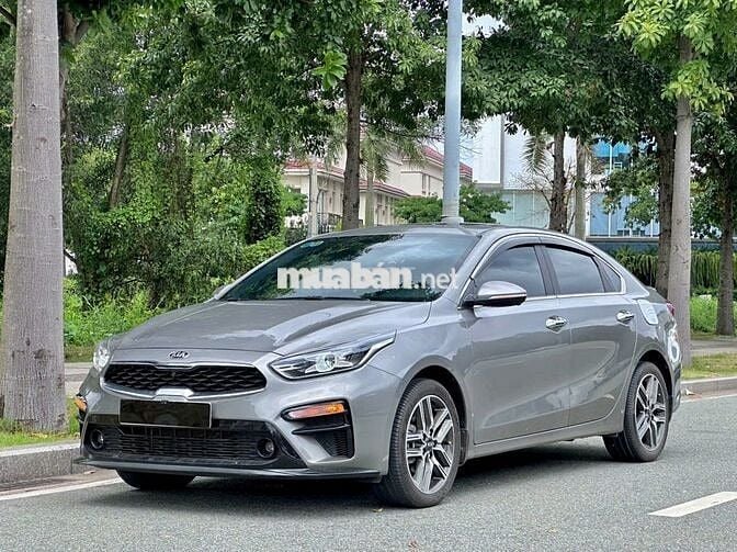 Kia Cerato 2021 2.0 AT Premium - 15000 km