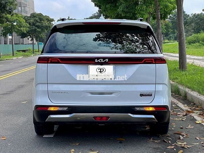 Kia Carnival 2024 2.2D Signature  - 26000 km