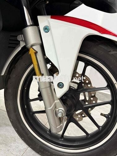 Honda adv 150 abs nhiều đồ chơi