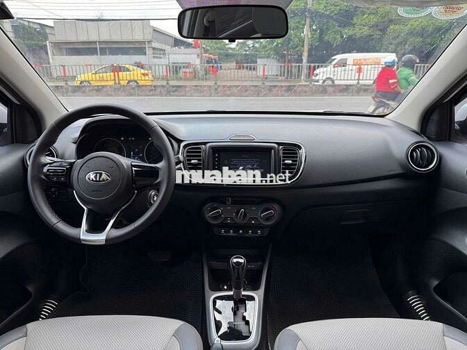 Kia Soluto 2021 Deluxe 1.4 AT, màu trắng,12.000 km