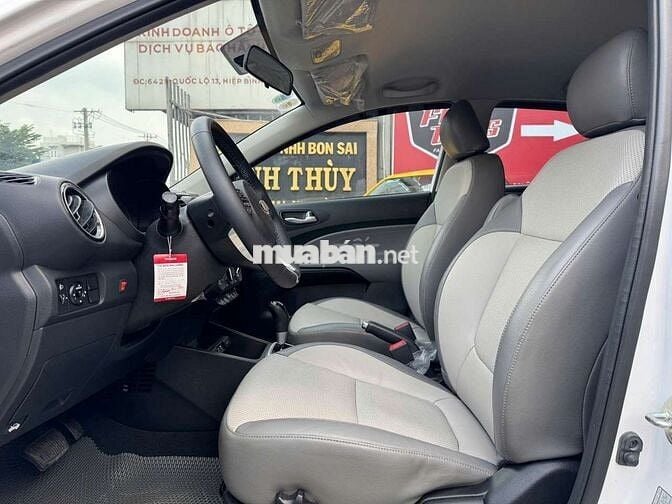 Kia Soluto 2021 Deluxe 1.4 AT, màu trắng,12.000 km