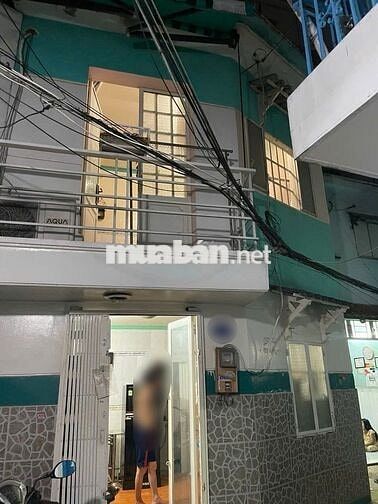 CÁCH MẶT TIỀN ĐƯỜNG HUỲNH TẤN PHÁT VÀO 70m . GẦN KCX TÂN THUẬN Q7