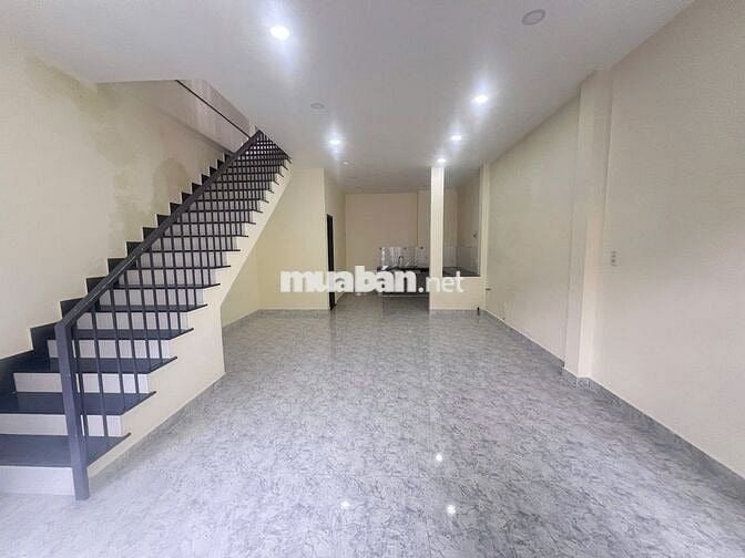 Nhà nguyên căn 2 tầng, 2PN, 2WC, tại KĐT Oasis - Gần Đại học Việt Đức