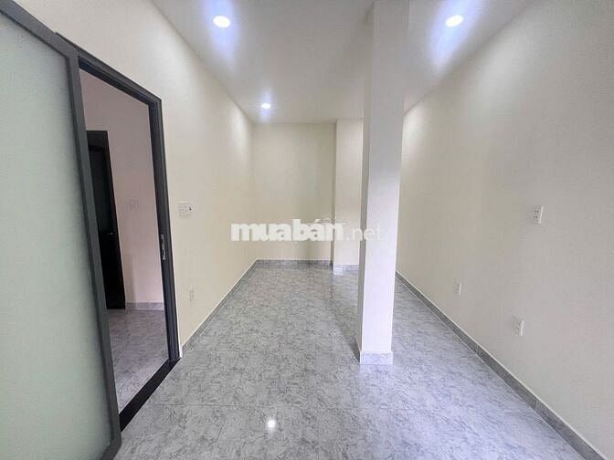 Nhà nguyên căn 2 tầng, 2PN, 2WC, tại KĐT Oasis - Gần Đại học Việt Đức