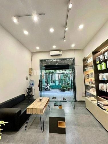 HẺM CHUẨN 3.5M CÁCH MT NGUYỄN ĐÌNH CHIỂU 30M - NGANG 4m - CHỈ HƠN 9Đ