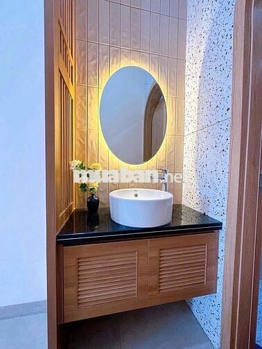 BÁN NHÀ CHÍNH CHỦ KHÔNG QUA TRUNG GIAN, NẰM CÁCH KDL BỬU LONG 5P ĐI XE