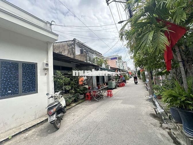 👉BÁN🏠71m (11 x 7 )HẺM 6M-SHR- GIÁ : 4,36 TỶ - TRUNG CHÁNH-HM.