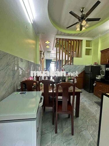 Nhà 4 tầng đẹp, ngay chợ Bình Thành, khu phân lô, đường nhựa 6m