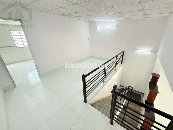Nhà 5x20 trệt lửng KDC Bình Nhựt