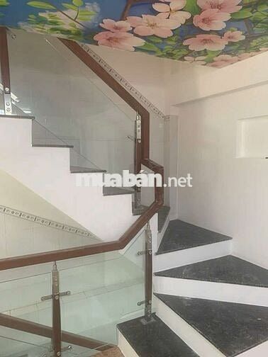 HẺM NHỰA 8M XE HƠI  THÔNG- NHÀ ĐẸP KHU DÂN TRÍ - 40m2 - nhỉnh hơn 5tỷ