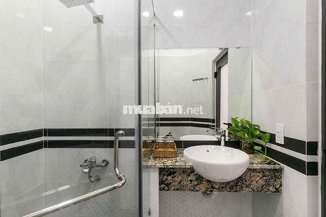 Căn Hộ 1PN Ban Công Sân Vườn 50m2_Trần Hưng Đạo Quận 1