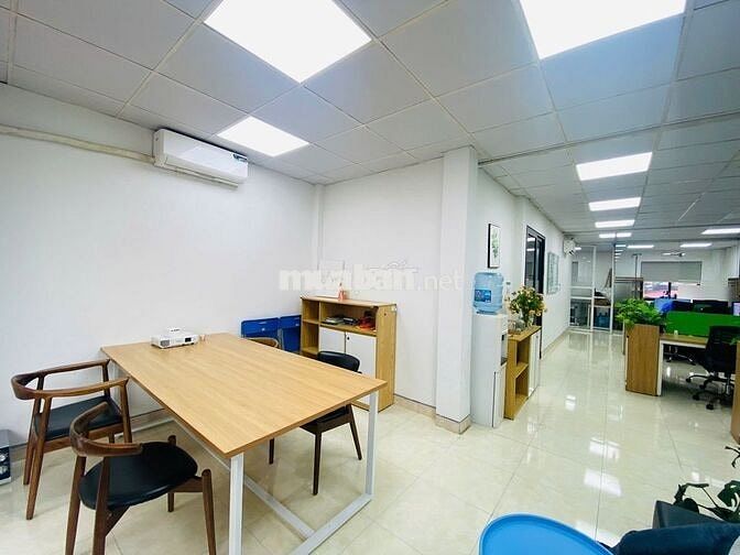 Cho thuê văn phòng 80m2 tại Đại Linh - đầy đủ đồ - ô tô đỗ cửa