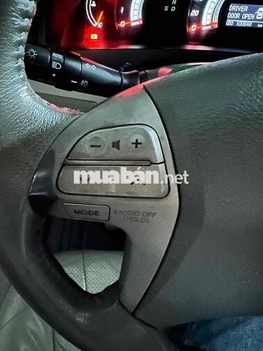 Toyota Camry 2008 2.4G - 100000 km
