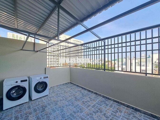 CHO THUÊ STUDIO BAN CÔNG 30M2 TẠI XÔ VIẾT NGHỆ TĨNH