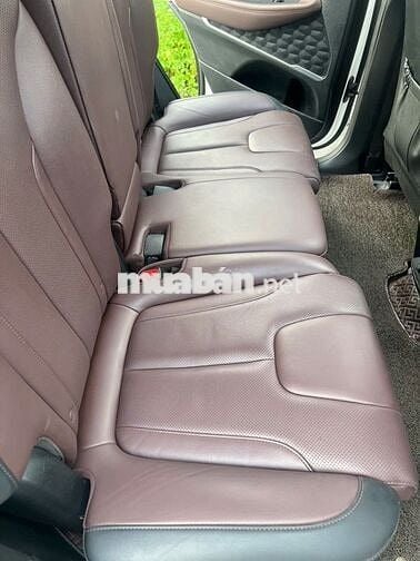 Hyundai Santa Fe 2020 2.4L Premium - 95000 km