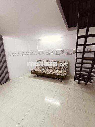 Bán nhà Quận 6, 1,98 Tỷ, Dtsd 36m2- sổ riêng- Hậu Giang