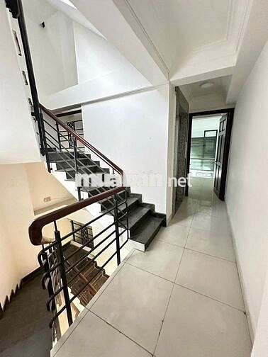 MẶT TIỀN TRẦN QUANG KHẢI QUẬN 1 (THANG MÁY) 13 PN ( NỞ HẬU 8M )