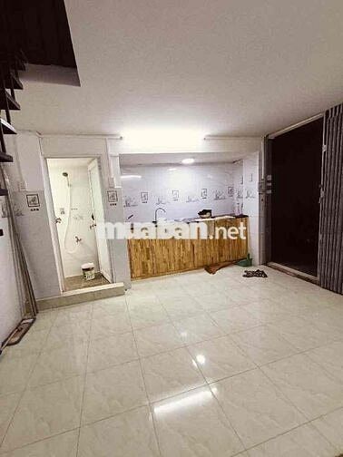 Bán nhà Quận 6, 1,98 Tỷ, Dtsd 36m2- sổ riêng- Hậu Giang