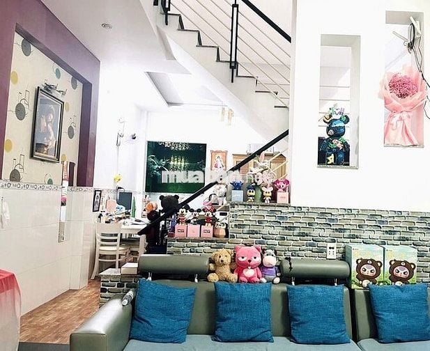 SÁT BÊN EMART - NHÀ 1 TRỆT LẦU - 50M2 - CHỈ HƠN 4TY.