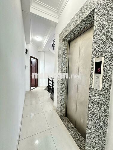 MẶT TIỀN TRẦN QUANG KHẢI QUẬN 1 (THANG MÁY) 13 PN ( NỞ HẬU 8M )