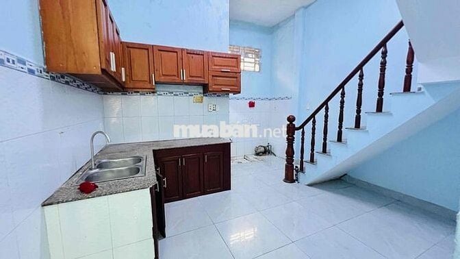 Nhà 3 Phòng Ngủ -1 Phòng bẾp - 1 Phòng khách - 1 Phòng Thờ /Lâm Thị Hố