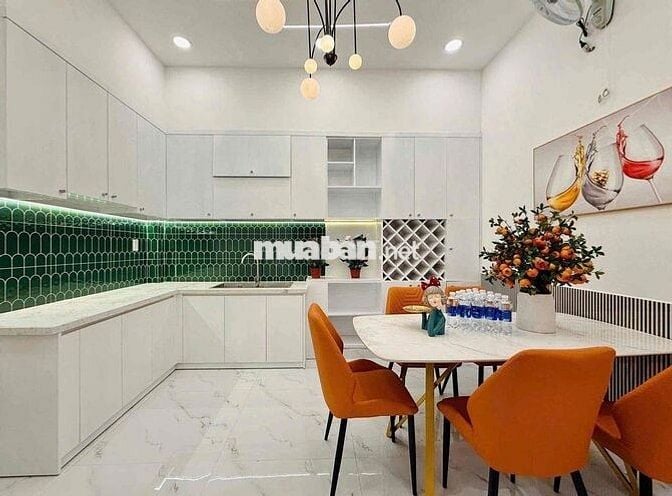 Nhà ngay KCN Sóng Thần chỉ với 2TỶ550 ở đường Nguyễn Du, phường Dĩ An.