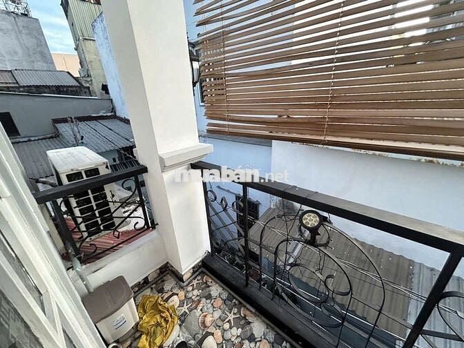 NHÀ ĐẸP 4 TẦNG, DT (4X12,5)M2, GẦN NGÃ TƯ BỐN XÃ, 5,5 TỶ CÒN TL