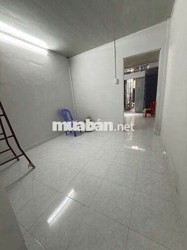 Kẹt tiền bán gấp nhà cấp 4 tiện xây mới dt 3×10 hẻm trước nhà 3m