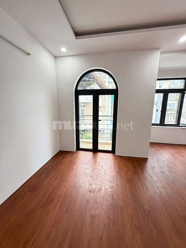 Chỉ hơn 13 tỷ. Có Ngay biệt thự duy nhất ngang 6,2m, 5 tầng mới. 