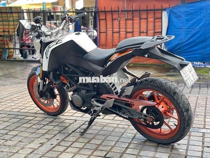 Motor KTM Duke 200 2014 trả trc 17tr nhận xe