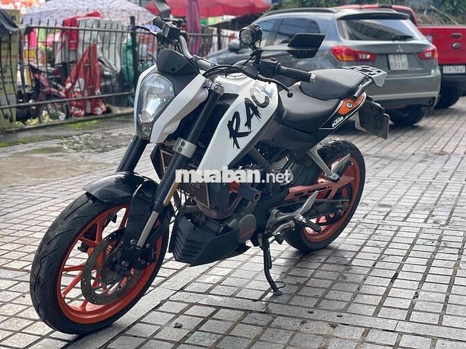 Motor KTM Duke 200 2014 trả trc 17tr nhận xe