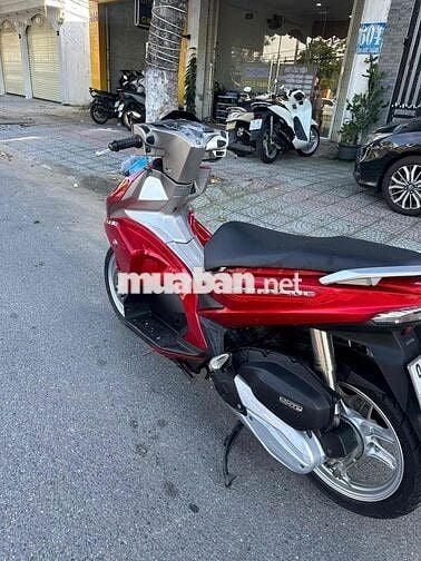 Chính chủ cần bán AB 2018 Khoá ga máy rin êm