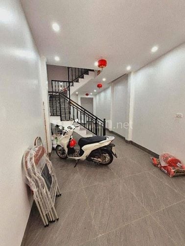 HOT! Nhà Khương Trung Nguồn Thu 550tr/năm DT 45m2 x 6 Tầng Chỉ 8,65 Tỷ