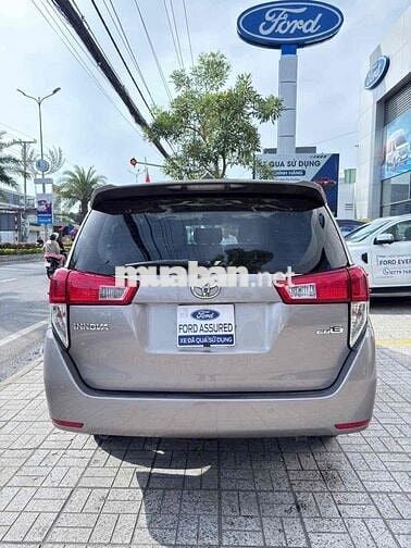 Innova 2020 E 2.0 MT. Trả trước 180tr nhận xe.