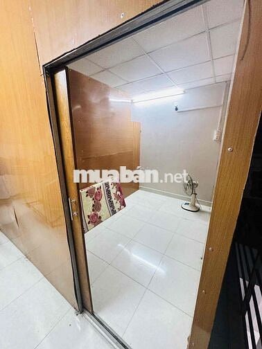 Chính chủ cho thuê nguyên căn mặt tiền xe hơi cách chợ Đầu mối 600m