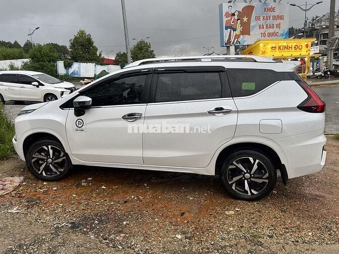 Mitsubishi Xpander 2024 Premium 1.5 AT - 53000 km