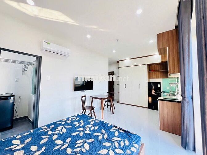 TRỐNG SẴN CĂN HỘ FULL NỘI THẤT THOÁNG NGAY CẦU HOÀ XUÂN