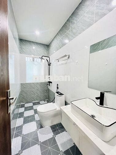 TRỐNG SẴN CĂN HỘ FULL NỘI THẤT THOÁNG NGAY CẦU HOÀ XUÂN
