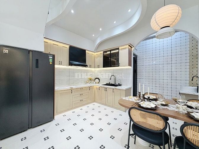 CHÍNH CHỦ BÁN NHÀ ĐẸP PHẠM VĂN CHIÊU MỚI XÂY TRỆT 2 LẦU FULL NỘI THẤT