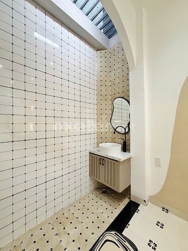 CHÍNH CHỦ BÁN NHÀ ĐẸP PHẠM VĂN CHIÊU MỚI XÂY TRỆT 2 LẦU FULL NỘI THẤT
