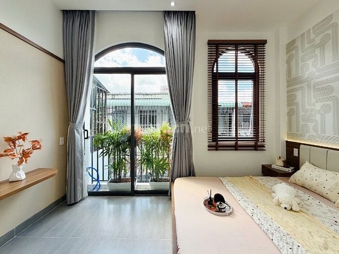 CHÍNH CHỦ BÁN NHÀ ĐẸP PHẠM VĂN CHIÊU MỚI XÂY TRỆT 2 LẦU FULL NỘI THẤT