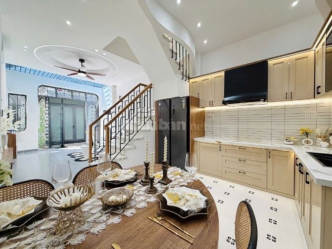 CHÍNH CHỦ BÁN NHÀ ĐẸP PHẠM VĂN CHIÊU MỚI XÂY TRỆT 2 LẦU FULL NỘI THẤT