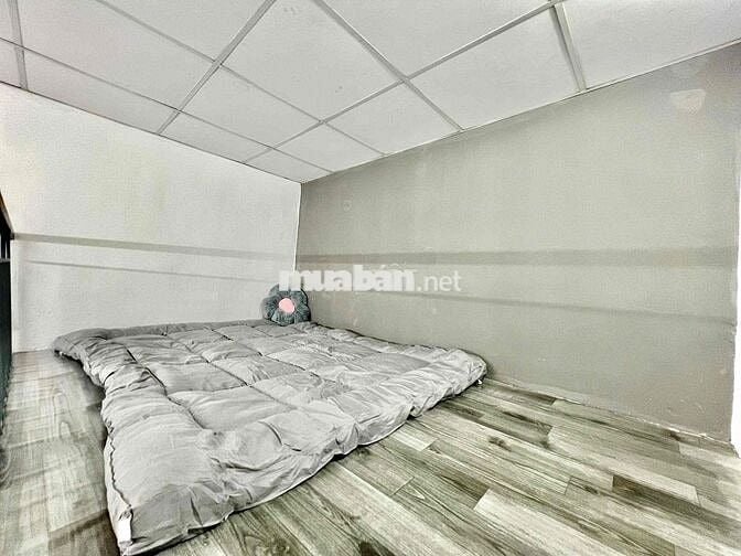 CHO THUÊ PHÒNG TRỌ 4N4Xe CỬA SỔ THOÁNG GẦN HUTECH -GTVT