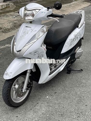 cần bán xe lead 2014