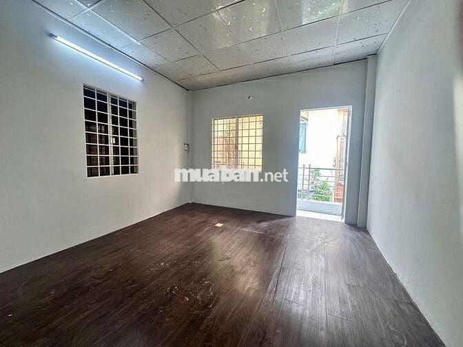 NGUYÊN CĂN QUẬN 3 NHÀ SẠCH ( 2PN - ngang 4m )