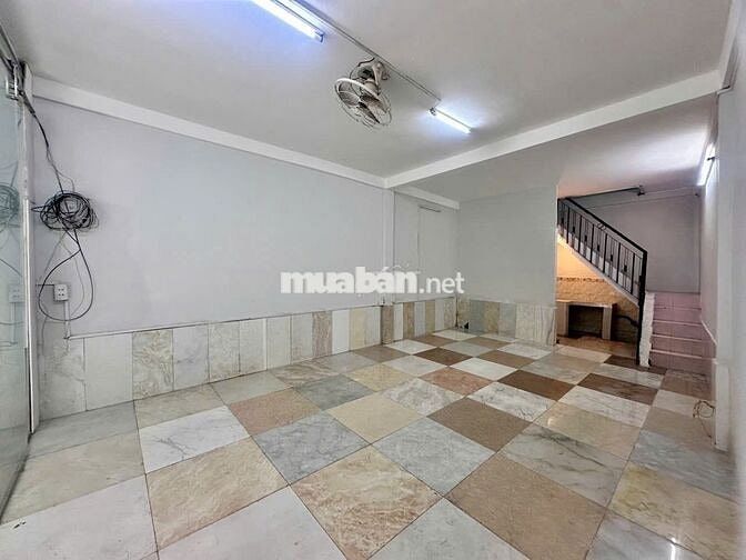 NGUYÊN CĂN QUẬN 3 NHÀ SẠCH ( 2PN - ngang 4m )